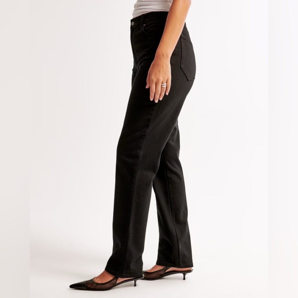 NWT Abercrombie & Fitch Curve Love The 90s Straight Ultra High Rise Black 31 12s - Picture 3 of 12